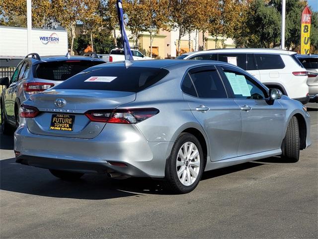 2023 toyota camry le