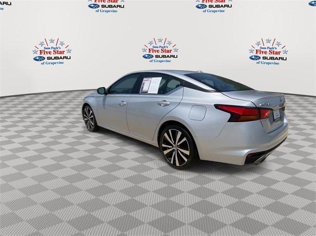 2021 nissan altima sr fwd