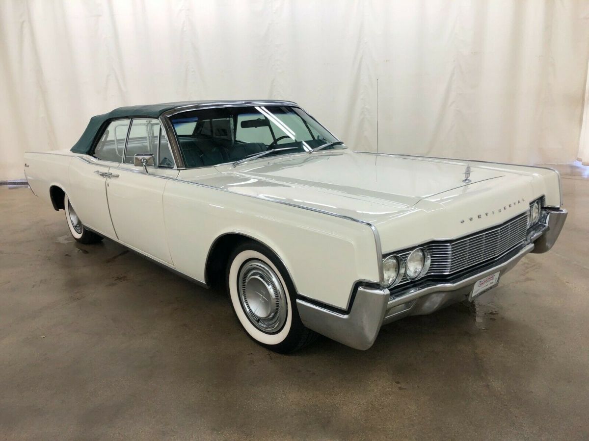 1967 lincoln continental convertible parade car