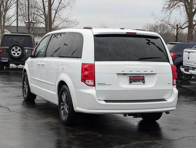 2017 dodge grand caravan sxt