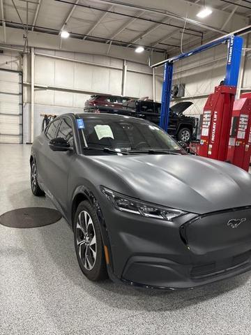 2022 ford mustang mach-e premium