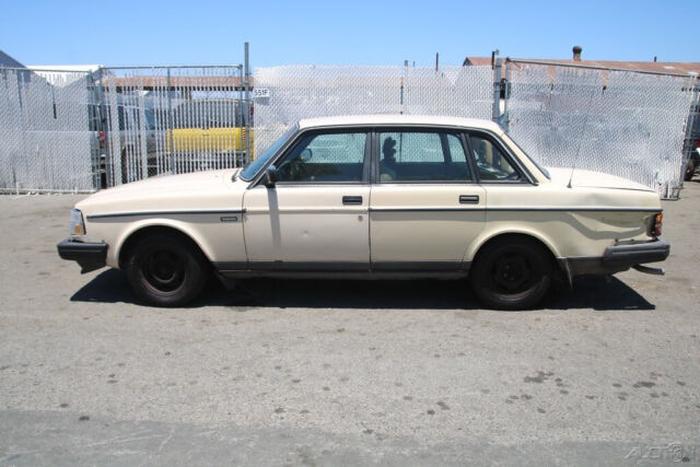 1989 volvo 240dl 4 cylinder 2.3l automatic no reserve