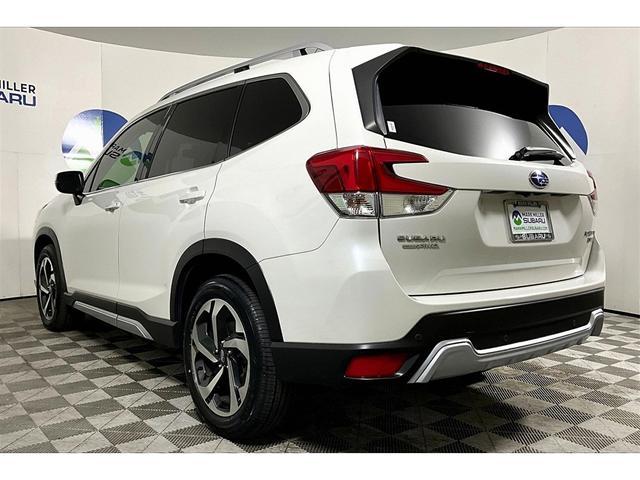 2022 subaru forester touring