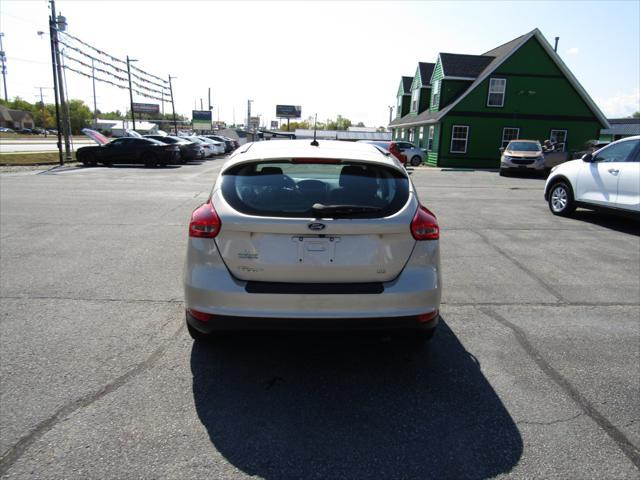 2018 ford focus se