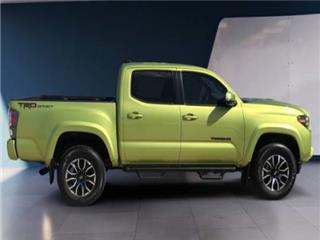 2023 Toyota Tacoma trd sport