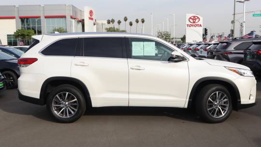 2017 Toyota Highlander
