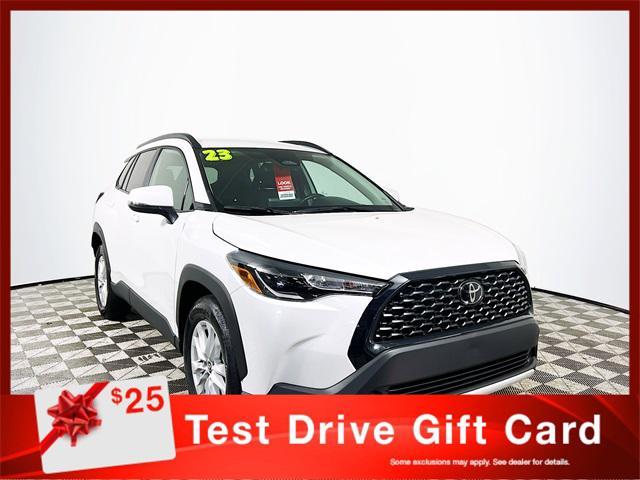2023 toyota corolla cross le