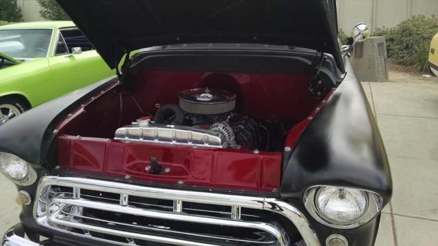 classic chevy trucks
