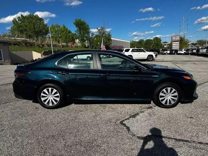 2021 toyota camry hybrid le sedan 4d in blue springs, missouri