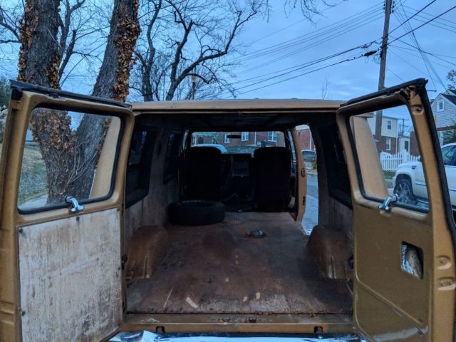1984 chevy g20