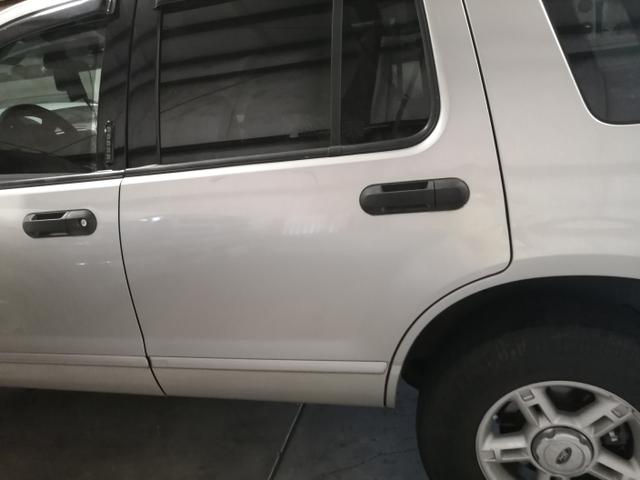 2004 ford explorer xlt sport