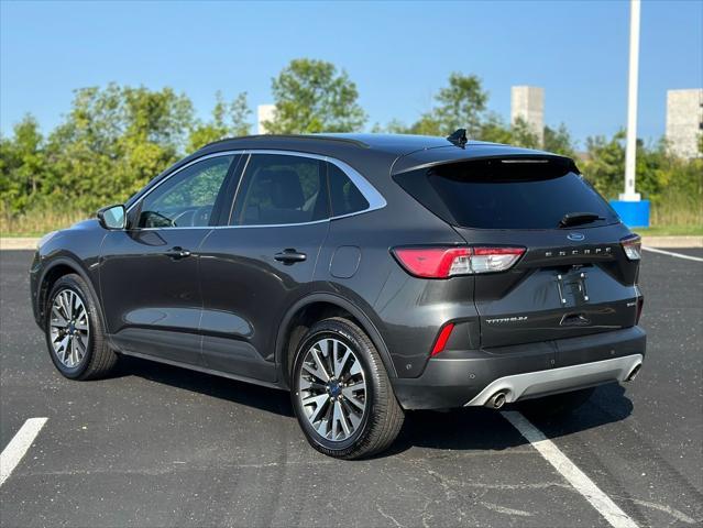 2020 ford escape titanium