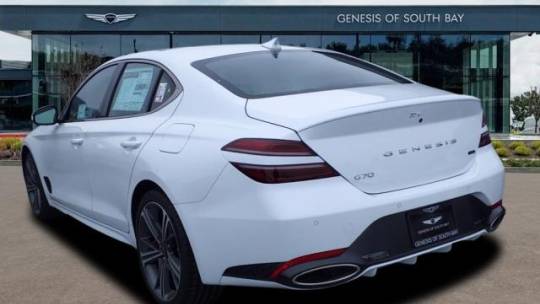 2025 Genesis G70