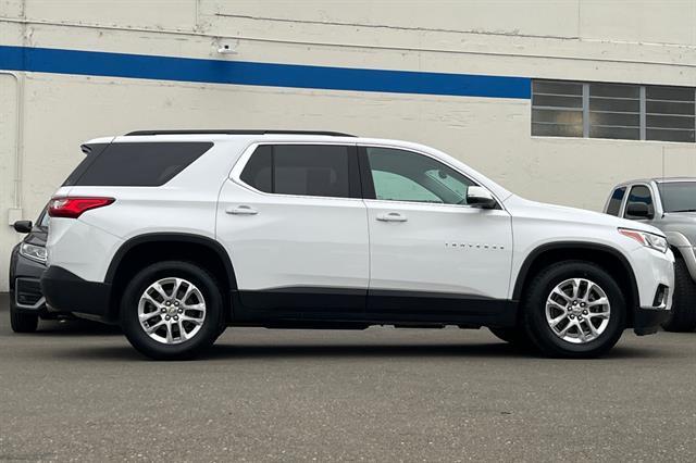 2021 chevrolet traverse lt leather