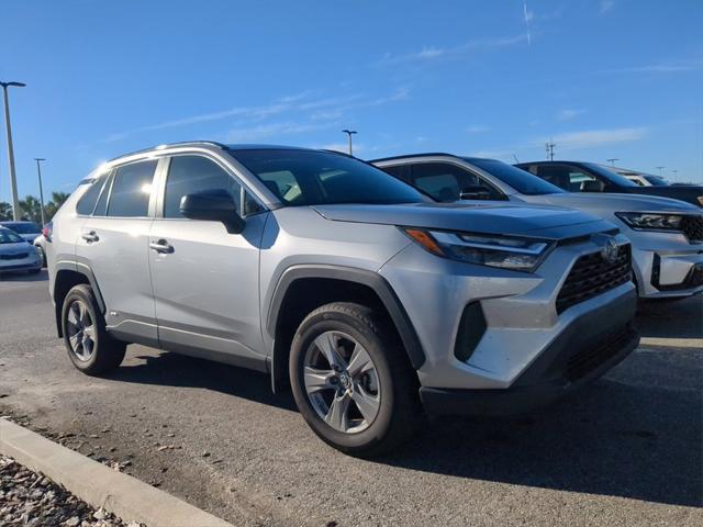 2024 toyota rav4 hybrid le