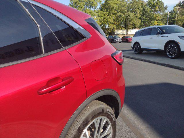 2022 ford escape sel