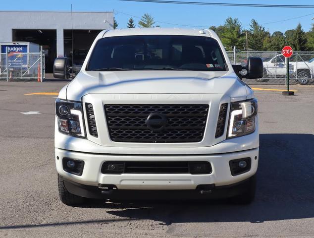 2019 nissan titan xd sl