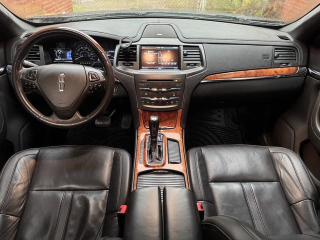 2014 lincoln mks base