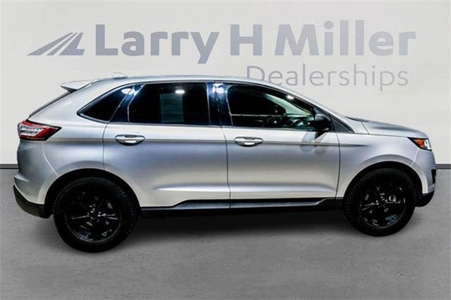 2016 ford edge se