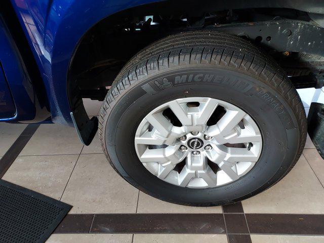 2022 nissan frontier sv