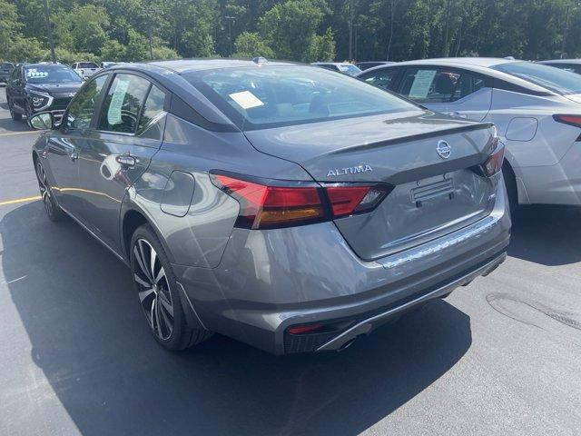 2022 nissan altima 2.5 sr