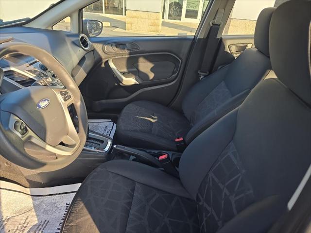 2011 ford fiesta se