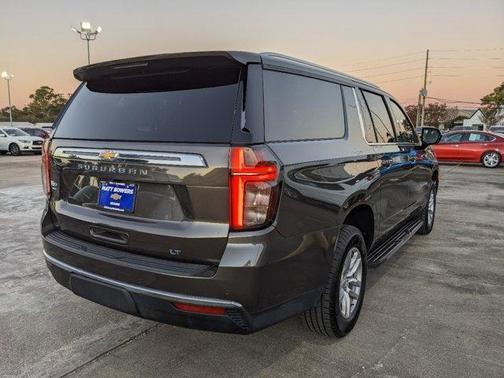 2021 chevrolet suburban in milwaukee, wisconsin
