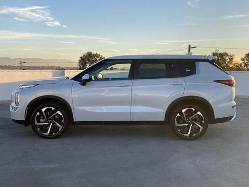 2023 mitsubishi outlander