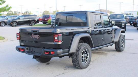 2024 Jeep Gladiator