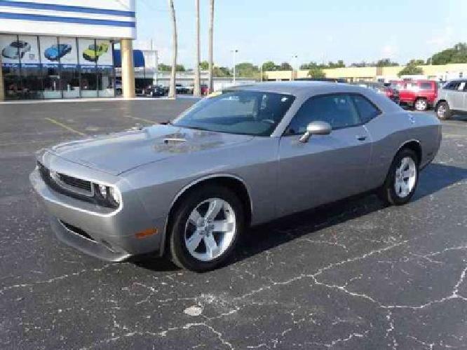 2014 dodge challenger sxt in pinellas park, fl