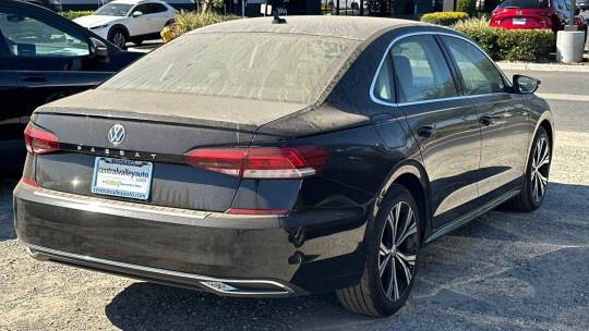 2021 Volkswagen Passat (North America and China)