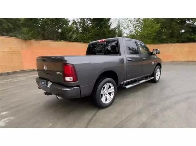2014 ram 1500 crew cab sport 4x4 crew cab 140 in. wb in everett, washington