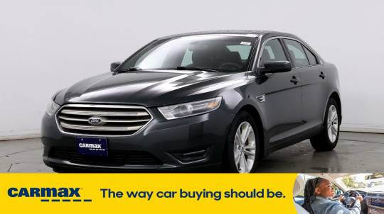 2016 Ford Taurus
