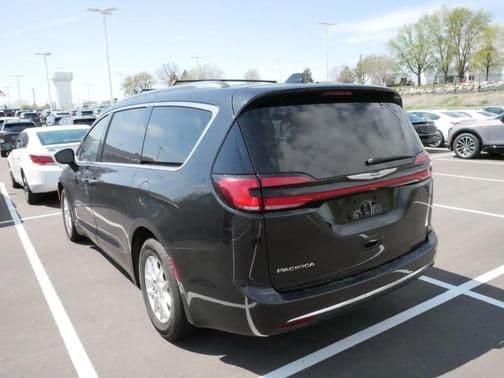 2021 chrysler pacifica touring-l in lino lakes, minnesota