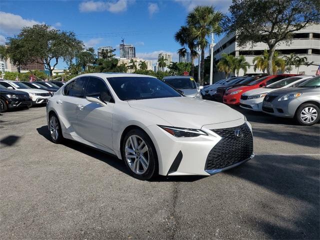 2023 lexus is 300 base