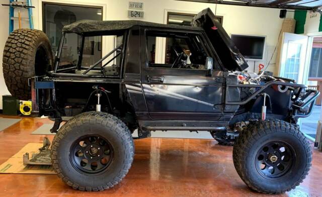 1991 suzuki samurai rock crawler