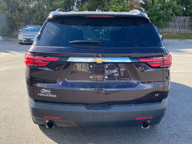 2022 chevrolet traverse lt leather