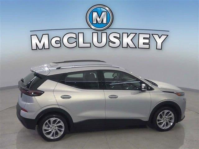 2023 chevrolet bolt euv lt in cincinnati, ohio
