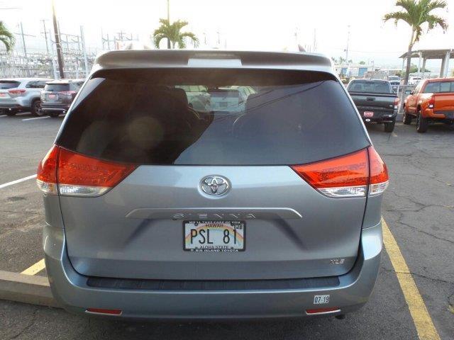 2012 toyota sienna xle 7-passenger auto access seat xle 7-passenger auto access seat 4dr mini-van for sale in kailua kona, hawaii