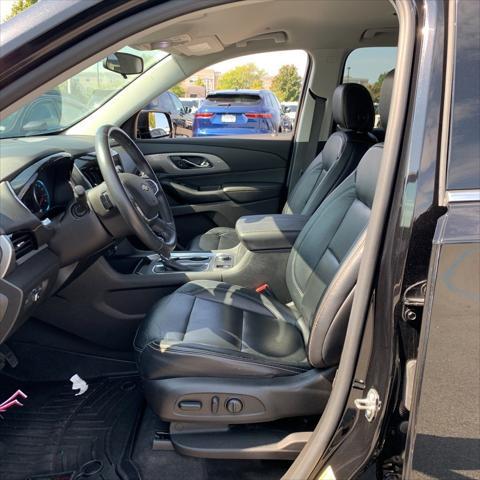 2018 chevrolet traverse lt cloth