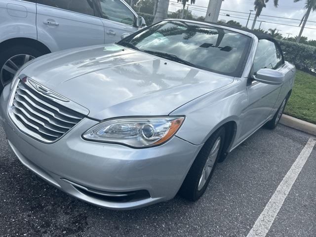2012 chrysler 200 touring