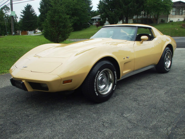 1977 chevrolet corvette t-top v8 automatic with 98k miles