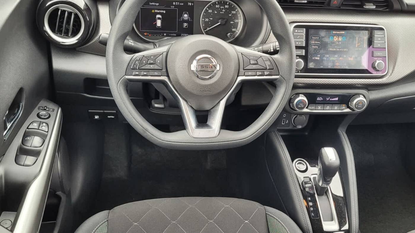 2020 nissan kicks sv