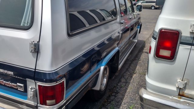 1986 gmc suburban