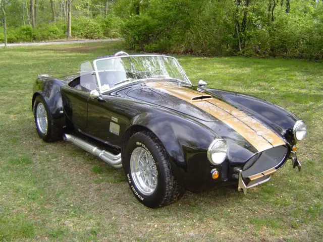 1967 ac cobra replica 460 ci big block with a big block toploader 4 speed trans