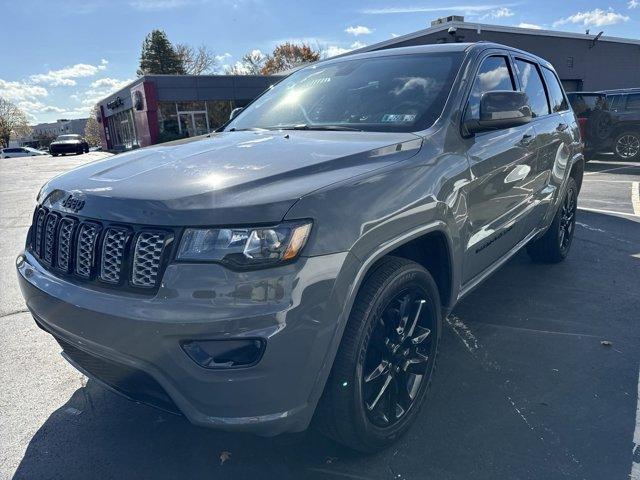 2020 jeep grand cherokee altitude