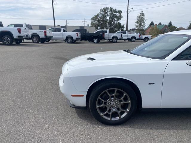 2017 dodge challenger gt