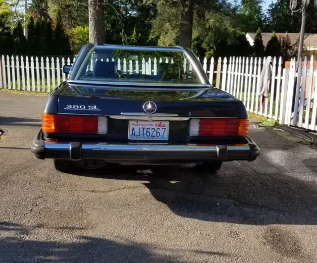 1985 mercedes-benz 380sl base convertible 2-door 3.8l v8
