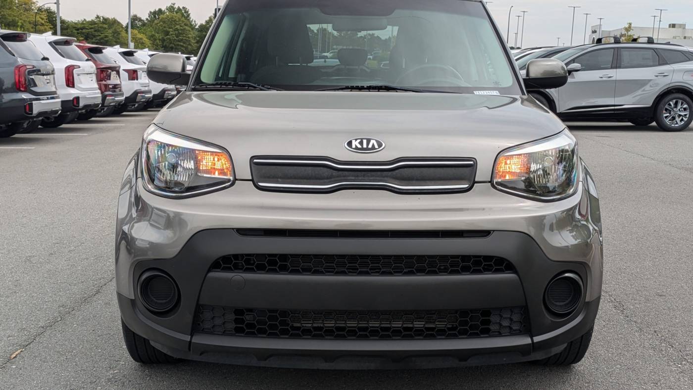 2017 kia soul base