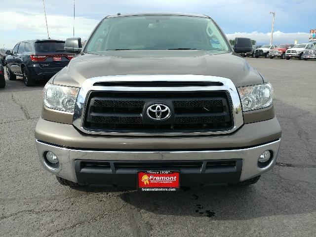 2011 toyota tundra grade 4x4 grade 4dr crewmax cab pickup sb (5.7l v8 ffv for sale in clark, wyoming